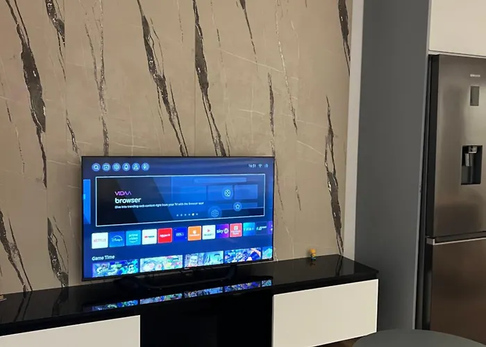 דירה Renas Apartment1