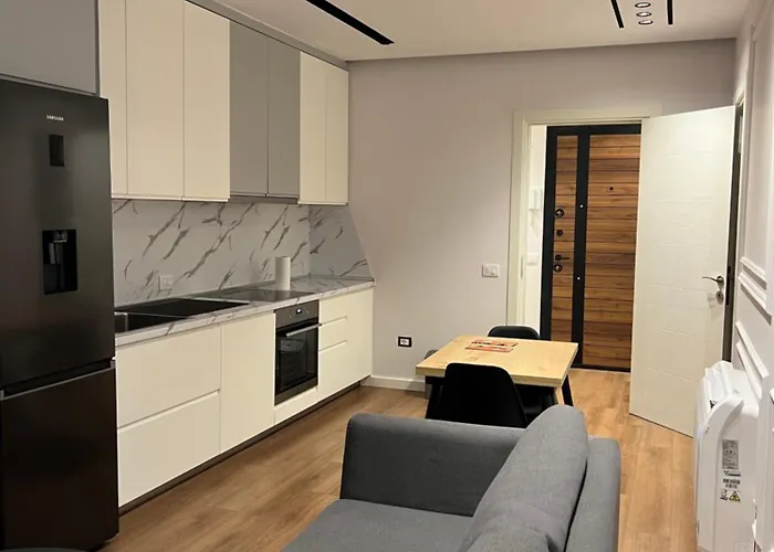 Renas Apartment1 * ティラナ